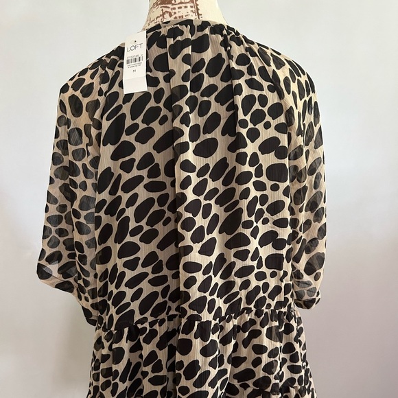 LOFT Black and Cream Patterned Blouse. Lined. Medium NWT - Picture 6 of 9